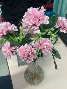Elegant Glass Vase
