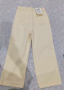 Cream Wide-Leg Cropped Pants