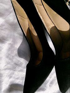 Black Stiletto Heels with Gold Leaf Detail