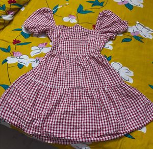 Red short Puff Sleeve Dress