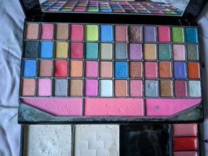 Versatile Makeup Palette