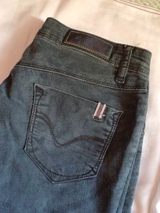 Stylish Women's Jeans
