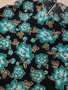 Floral Print Sleeveless Top