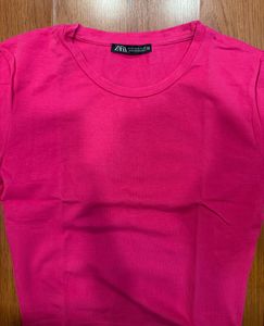 ZARA Fuchsia Cropped Short Sleeve T-Shirt