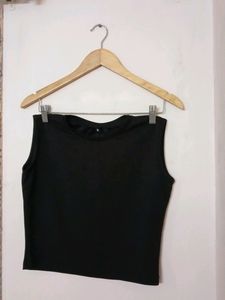 Sleeveless Solid Black Polyester Blend Crop Top