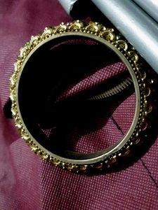 Exquisite Embellished Bangle Bracelet