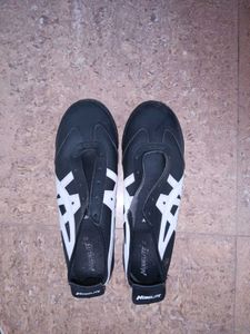 Black & White Nobelite Casual Shoes