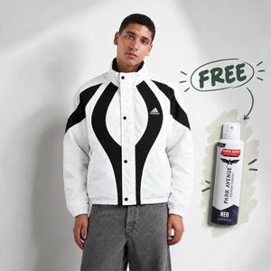 🤶🏻Adidas jacket+ free perfume worth200
