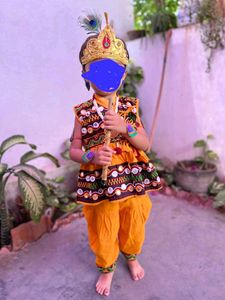 Holi dress / Krishna / Navratri / Garba