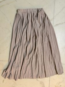 Elegant Pleated Maxi Skirt