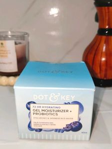 Dot &amp; Key 72 Hr Hydrating Gel Moisturizer