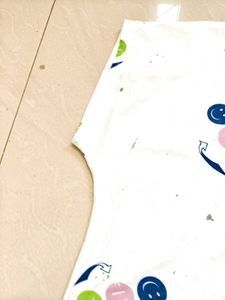 White Smiley Face Graphic T-Shirt(negotiable)