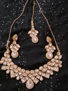 Jwellery Party Wear/Bridal Set With Hair Piece