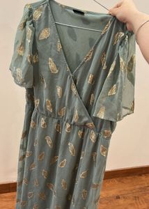 Elegant Green Gold Leaf Print Wrap Dress
