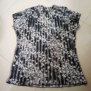 beautiful black and white color top