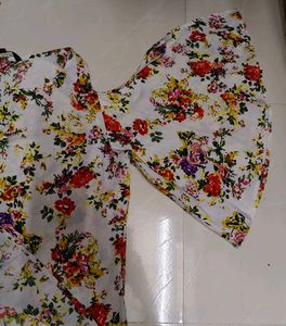 Floral Cold Shoulder Top