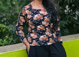 women Long Sleeve Top💛🖤