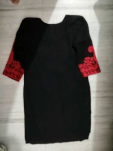 BLACK KURTA WITH BEAUTIFUL RED EMBROIDERY 🔥