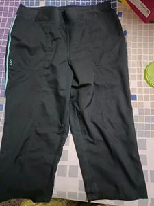 Imported Fabric Capri For Women In 32 Waist