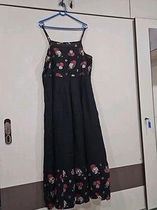 Black Long Sleeveless Ethnic Wear