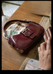 Chic Patent Leather Shoulder Bag