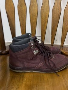 Men's Burgundy High-Top Sneakers