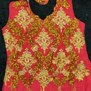 gown