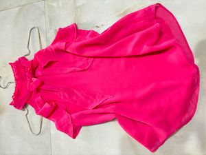 🎀💞Pink Forever New Chiffon Petite Halter neck