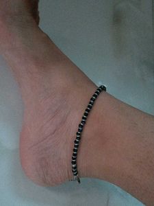 Set of 4 bracelet and anklet