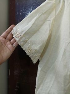 Vintage Style Lace Trimmed Blouse