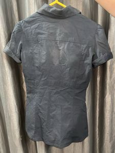 Women's Grey Button-Up Short Sleeve Shirt