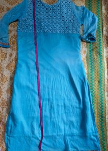 last price/Blue Embroidered Kurta