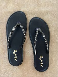 BRAND NEW Sparkling Flip-Flops for Women