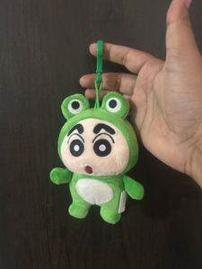 Crayon Shin-chan plush keychain featuring the