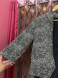 Stylish Leopard Print Blazer