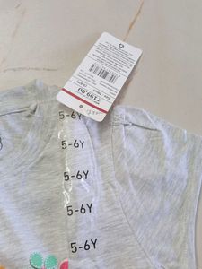 4-6 year Girls Friends Top &amp; Bottom Set