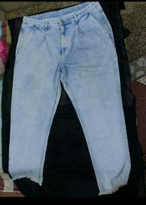 XL light wash denim