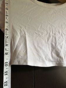 H&amp;M White Crop Top