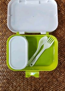 Essential Lunch Box