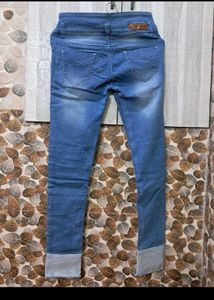 2 tops 1 jeans one kurti