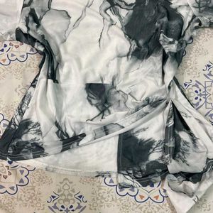 Abstract Print Tie-Front Top