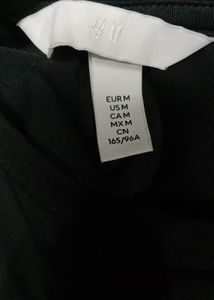 H&amp;M T-shirt