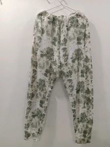 Stylish Tie-Dye Joggers for Women
