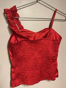 PADDED SATIN TOP