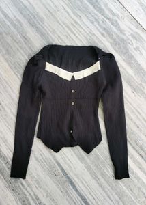 Black Cardigan Top can be paired with long skirt