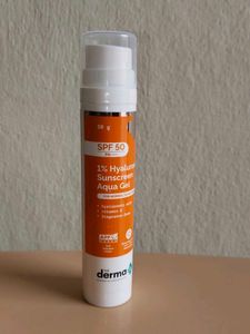 The Derma Co. Hyaluronic Sunscreen Aqua Gel SPF 50