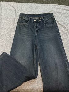 VINTAGE!! Wide Leg with Baggy Fit Jeans