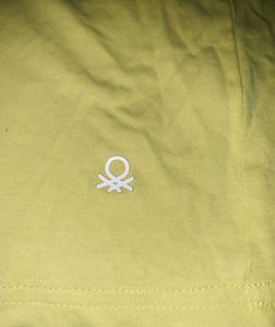 🥈🗺️UNITED COLOUR OF BENETTON TSHIRT