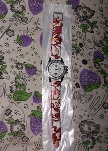 Women's Beautiful Brand New Watch- Working