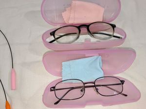Two Spects And Eyewear String Holder